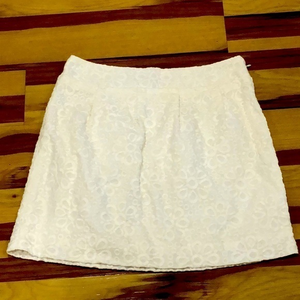 Loft‎ White Floral Skirt Size 6